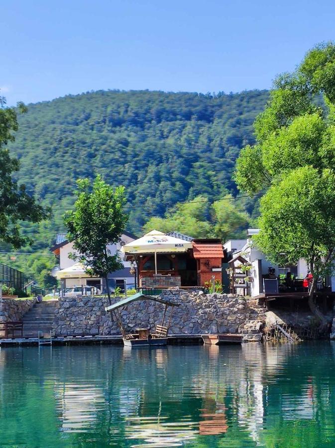 Am Una Lux House Bihac Exterior photo