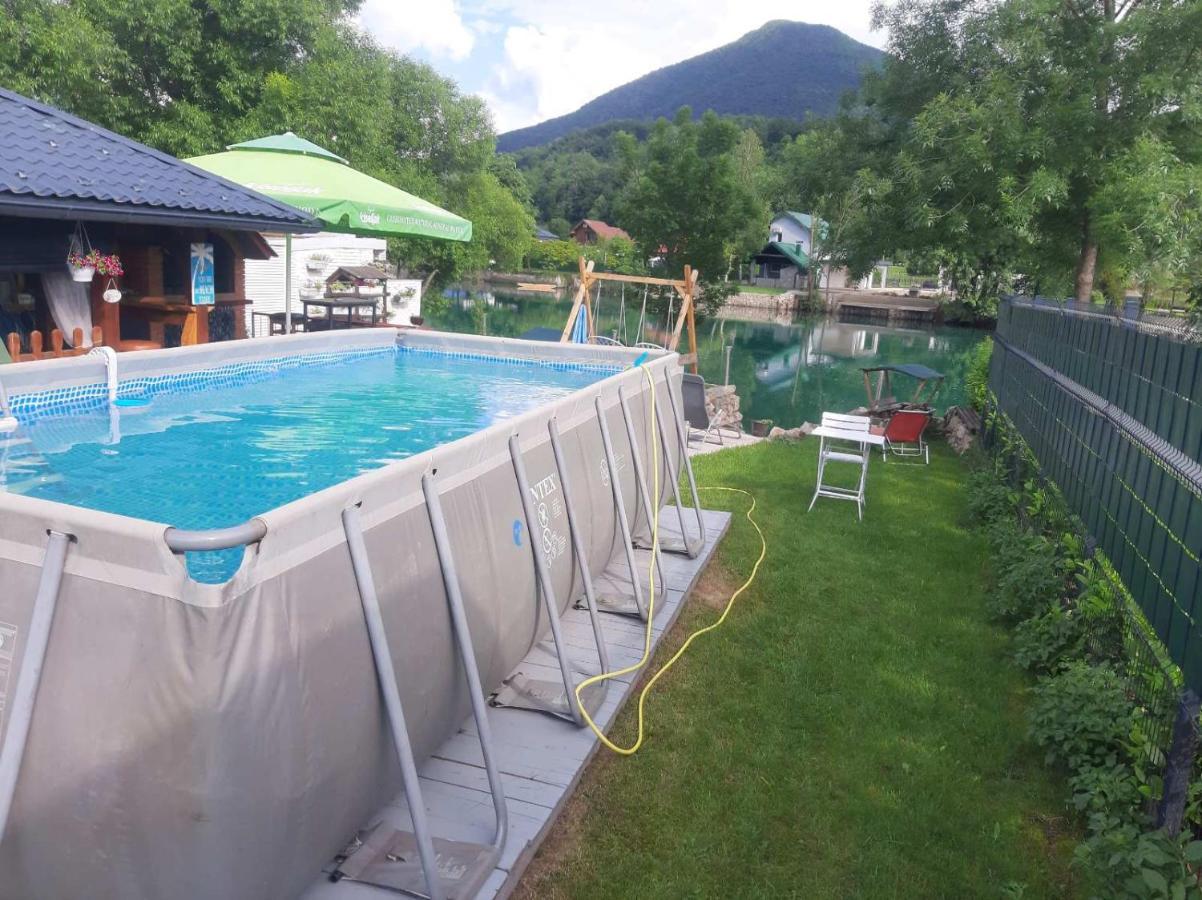 Am Una Lux House Bihac Exterior photo