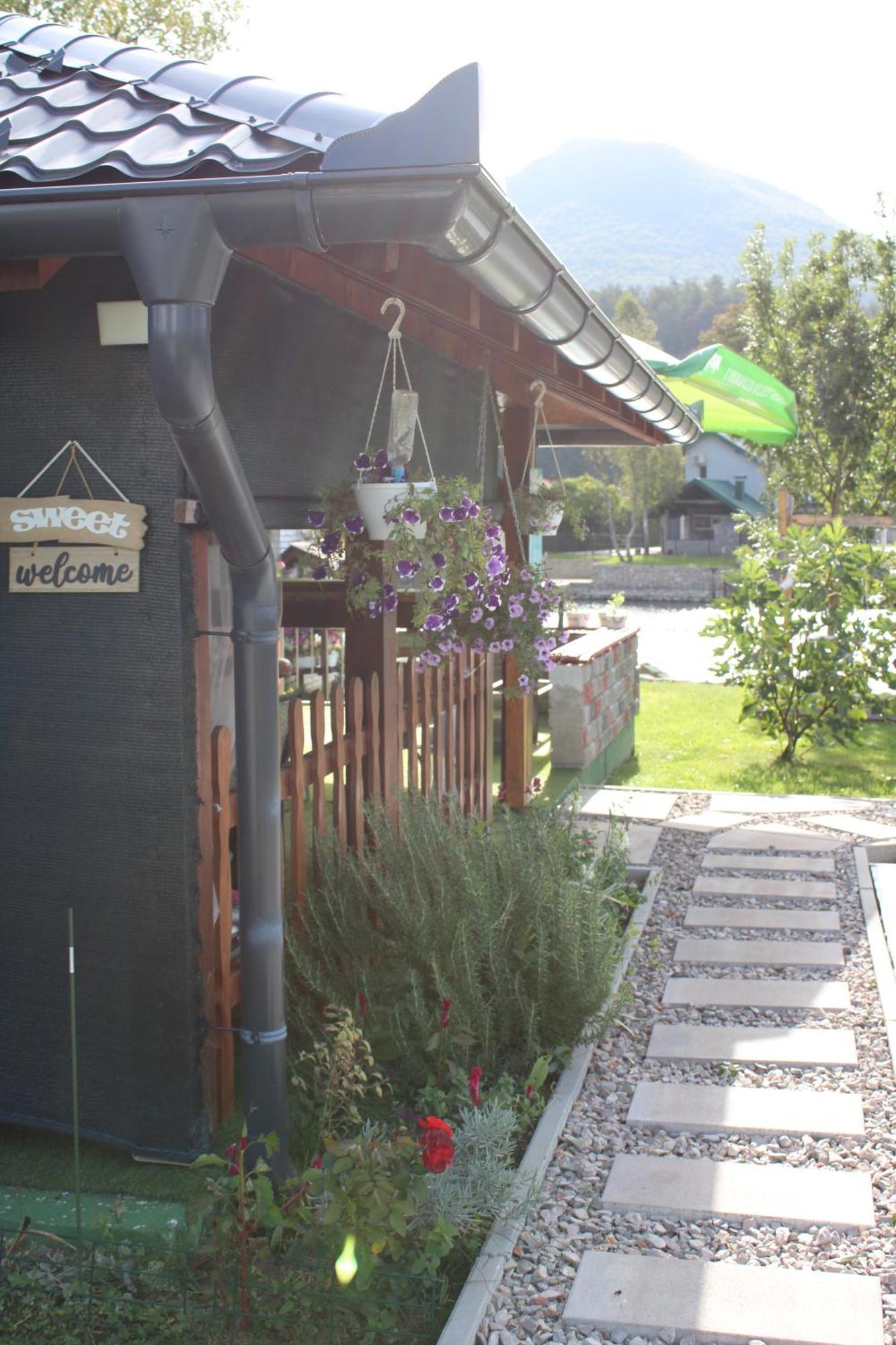 Am Una Lux House Bihac Exterior photo