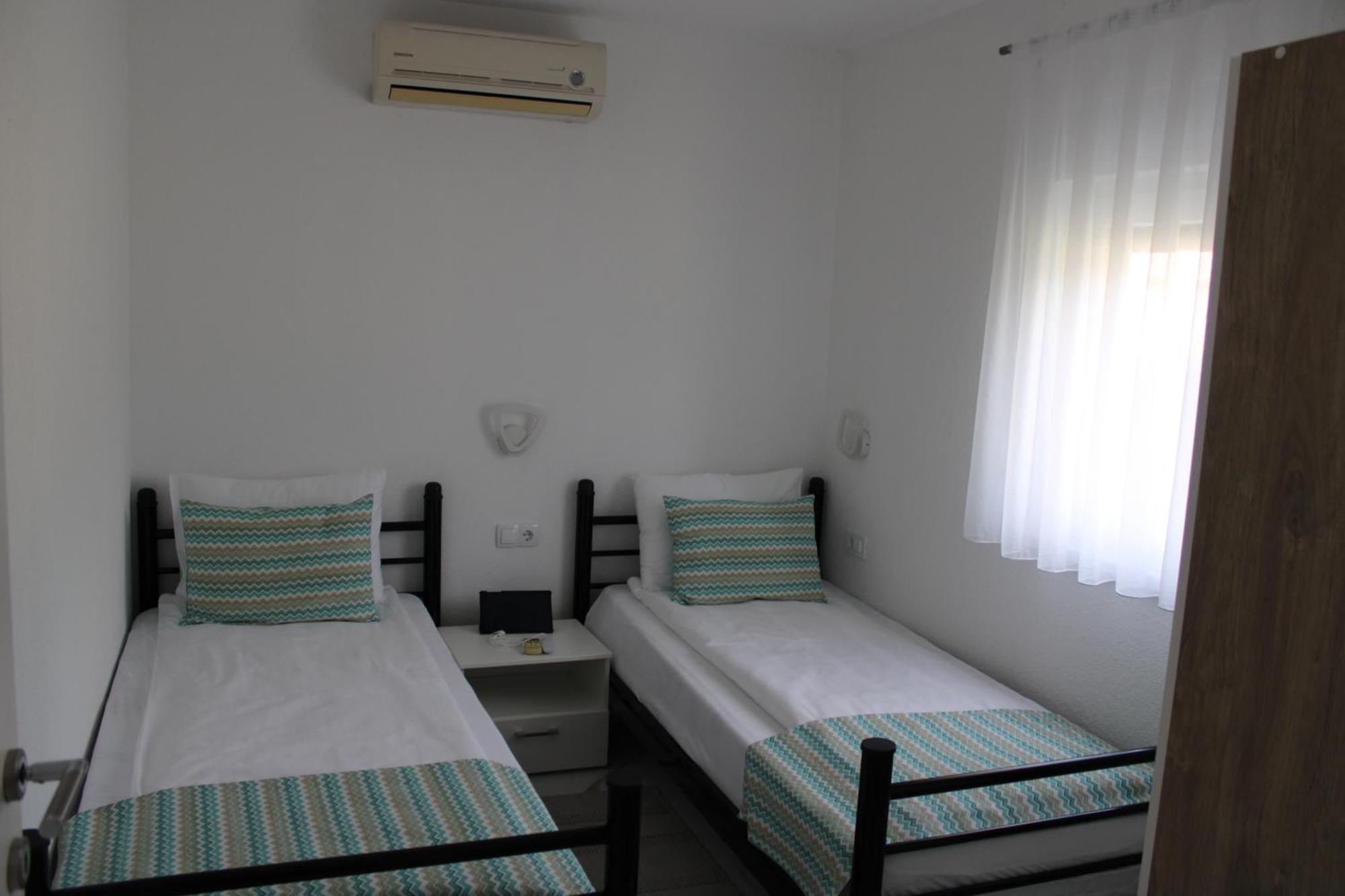 Am Una Lux House Bihac Exterior photo