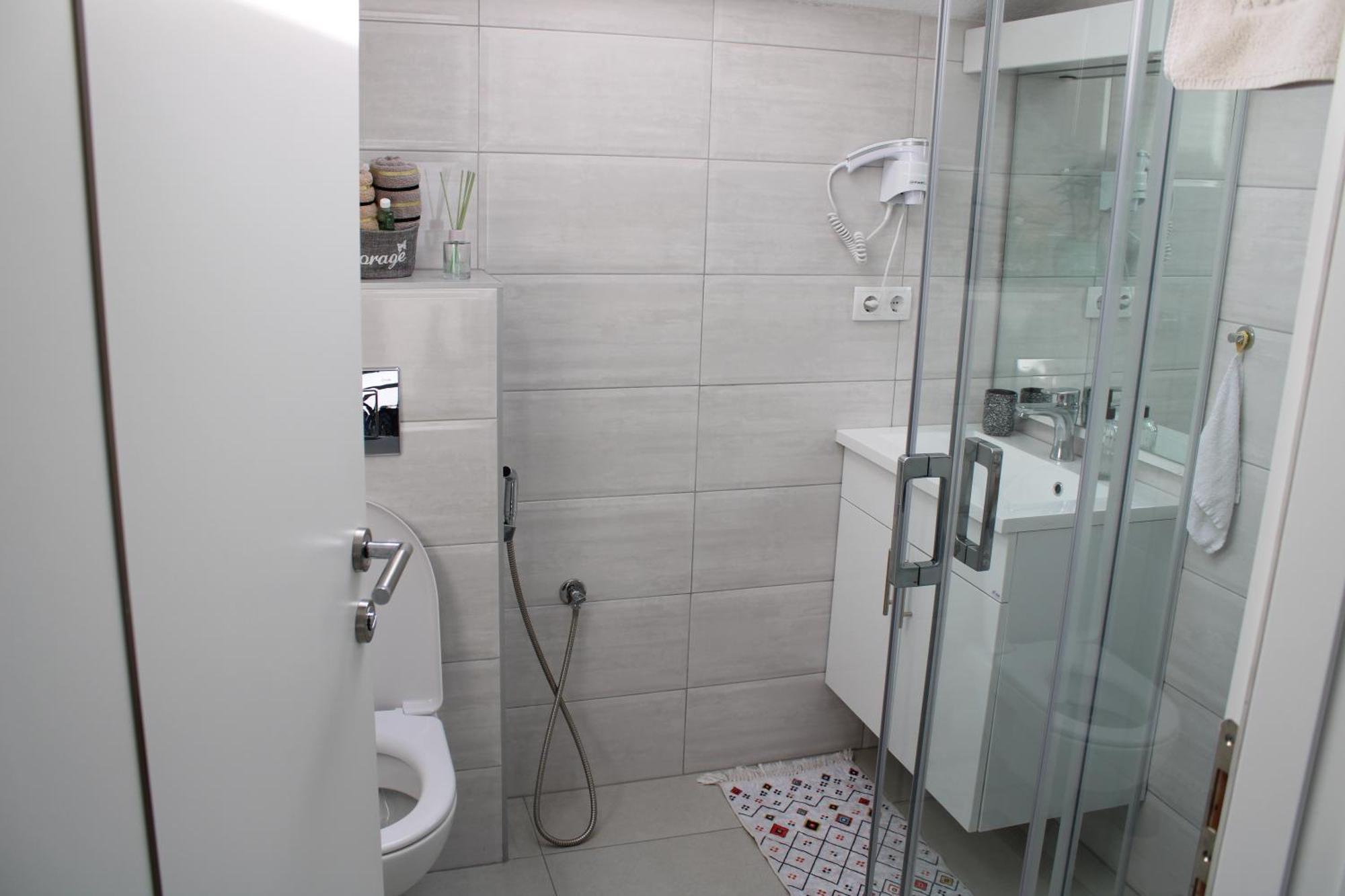 Am Una Lux House Bihac Exterior photo