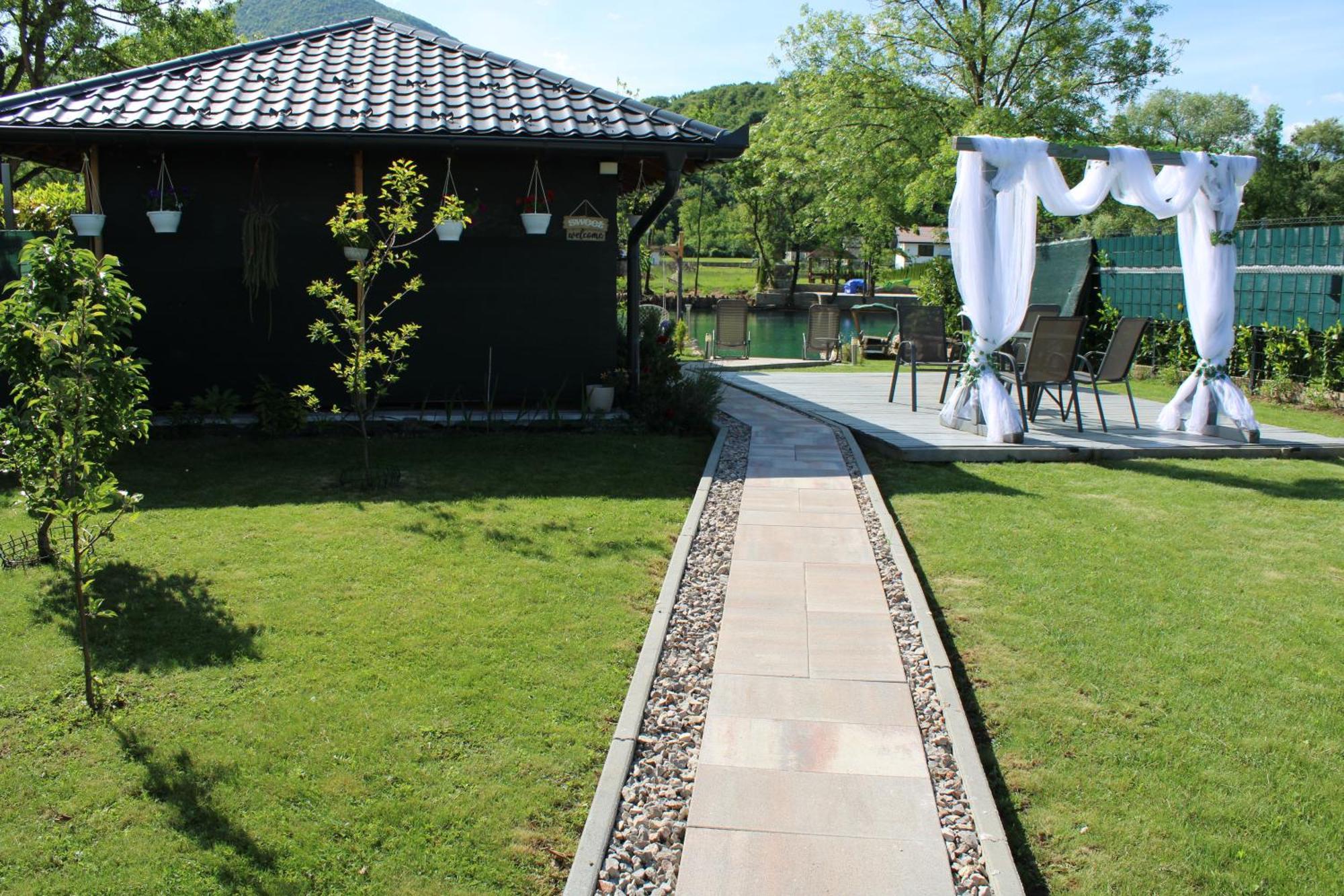 Am Una Lux House Bihac Exterior photo